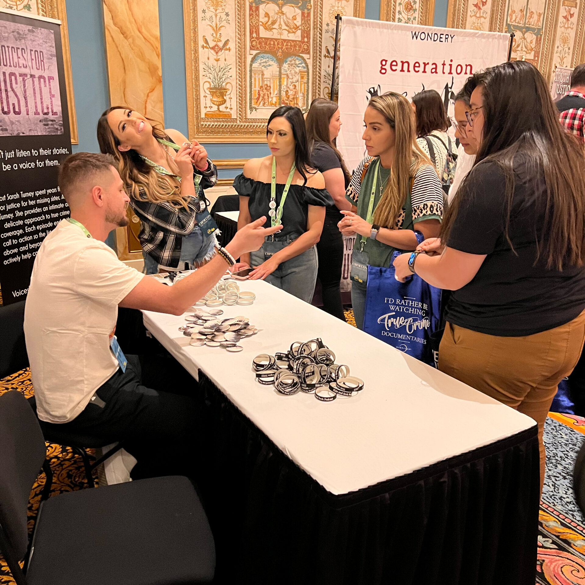 CC22_James-and-attendees CRIMECON 2022