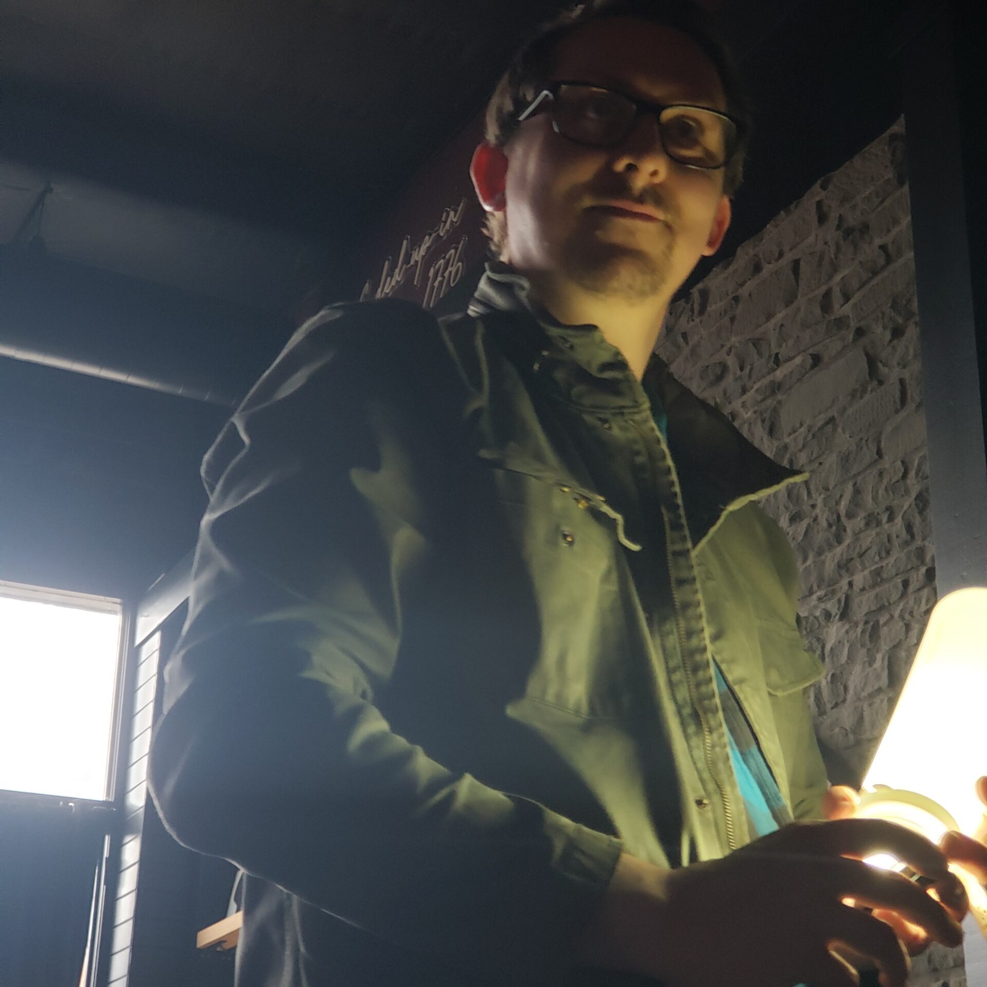 S4 - Ethan playing with lighting
